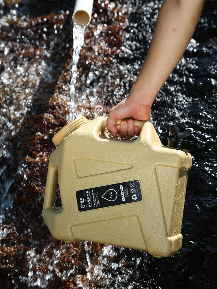 APWIKOGER Leakproof Camping Water Container for Outdoor Storage